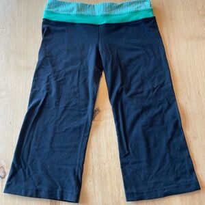 Vintage Lululemon crop wide leg yoga pants size 10